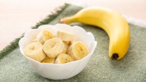 Read more about the article Τα προβλήματα που ”λύνει” η μπανάνα καλύτερα από τα χάπια